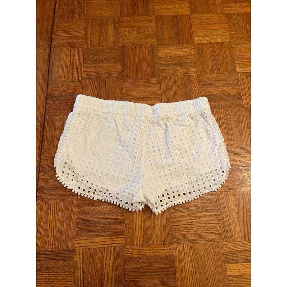 Lily Pulitzer eyelet shorts small - Picture 5 of 5
